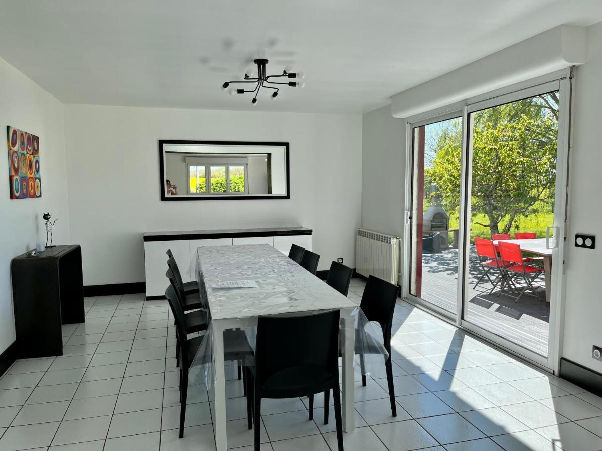 Gite A L'Oree Du Pre Villiers-Saint-Benoit Exterior foto